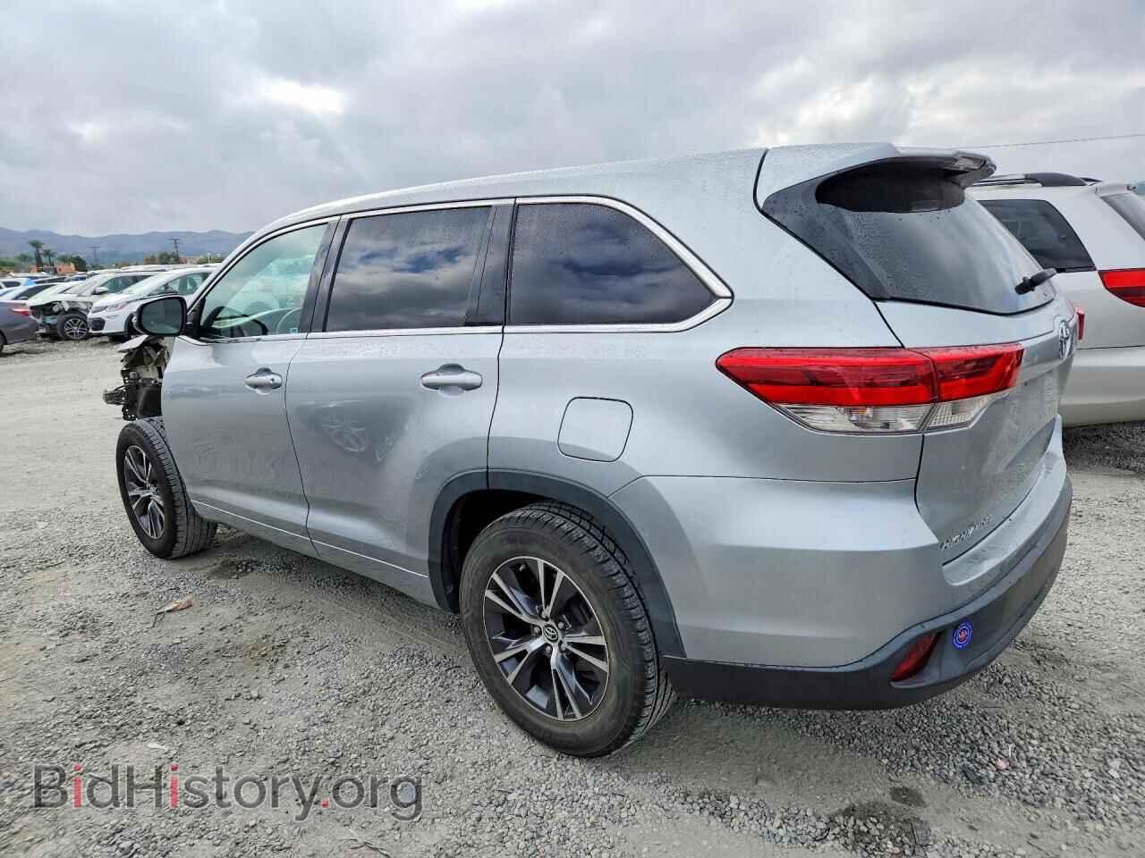 2018 TOYOTA HIGHLANDER - VIN: 5TDZARFH3JS034342 - Фото 2