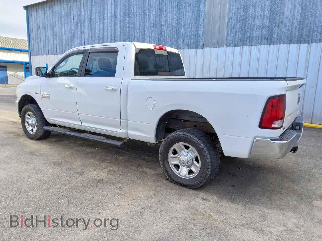 2017 RAM 2500 - VIN: 3C6TR5DT5HG609247 - Photo 2