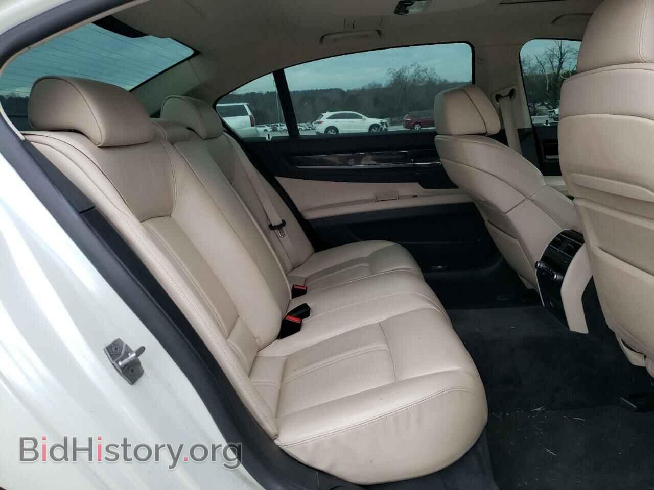2011 BMW 7 SERIES - VIN: WBAKC8C59BC433787 - Фото 6