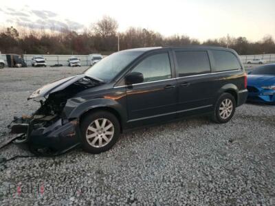 2016 Chrysler MINIVAN Town & COU, черный — VIN 2C4RC1AG9GR142282, Copart