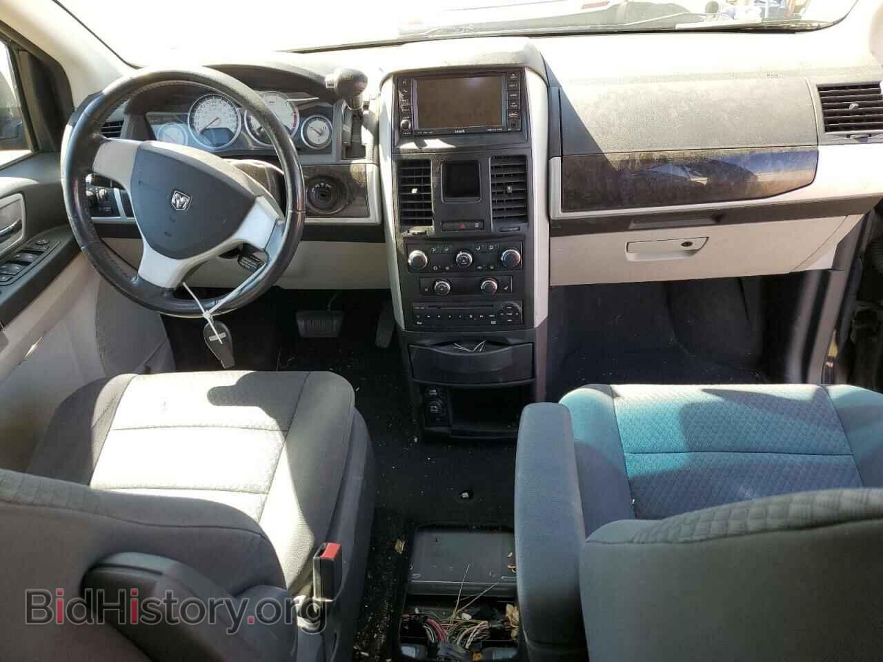2010 DODGE CARAVAN - VIN: 2D4RN5DX8AR248276 - Фото 8
