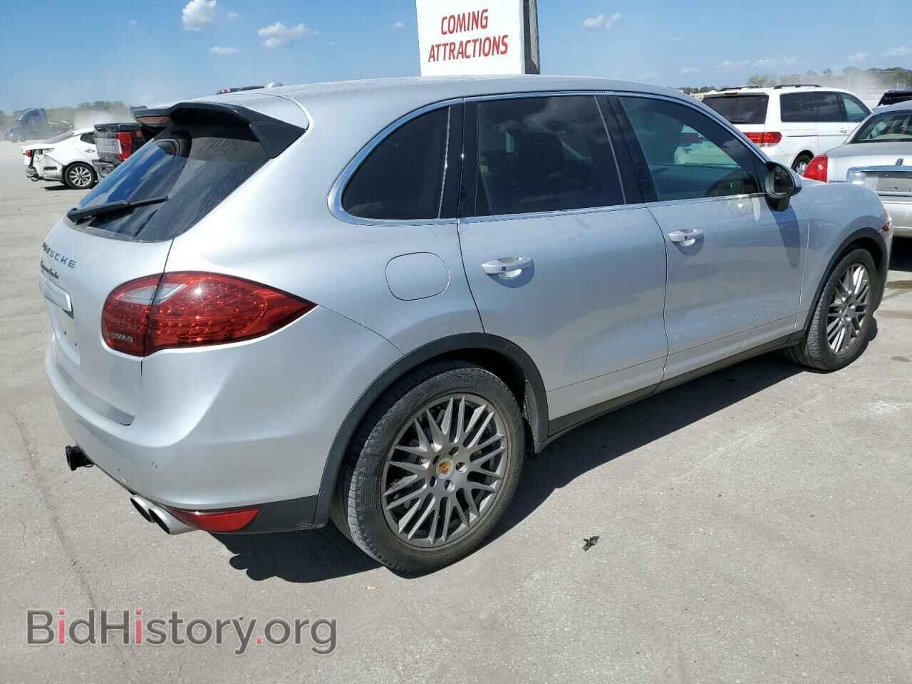 2011 PORSCHE CAYENNE - VIN: WP1AC2A28BLA84463 - Фото 3