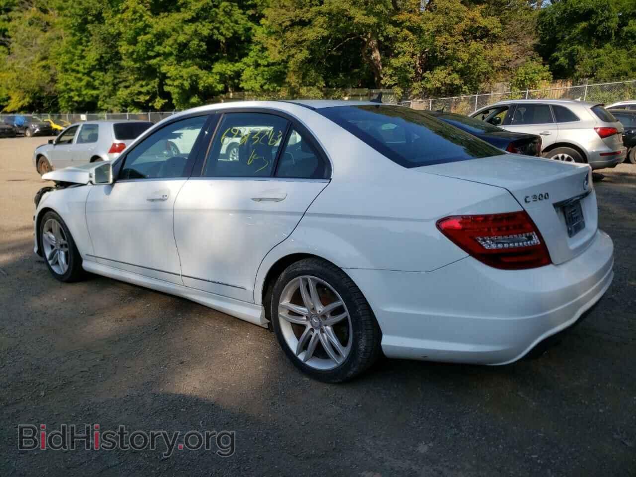 2013 MERCEDES-BENZ C-CLASS - VIN: WDDGF8AB8DG109627 - Фото 2