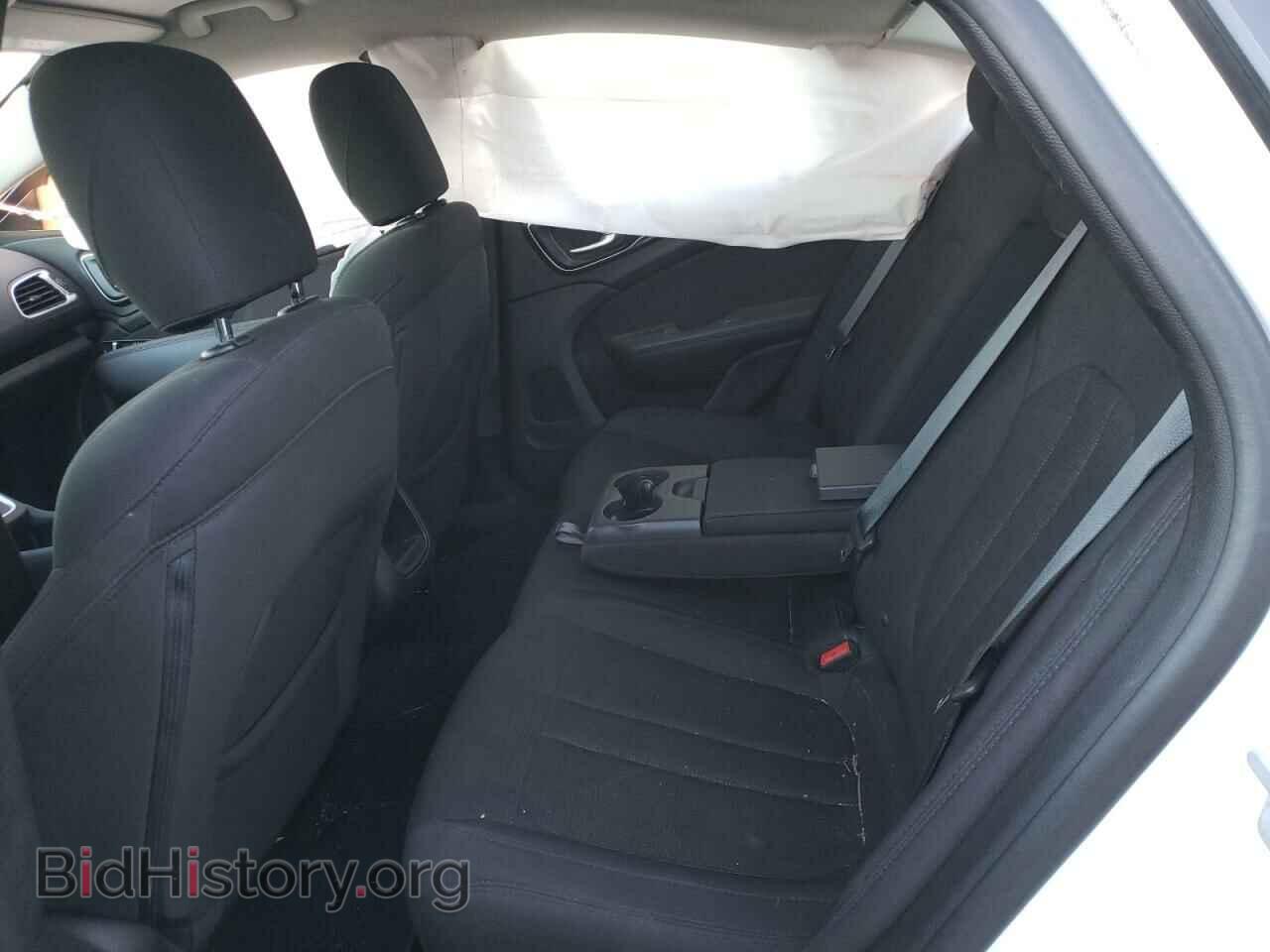 2016 CHRYSLER 200 - VIN: 1C3CCCAB9GN128910 - Фото 6