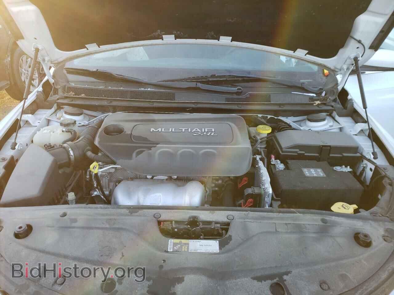 2016 CHRYSLER 200 - VIN: 1C3CCCAB9GN128910 - Фото 7