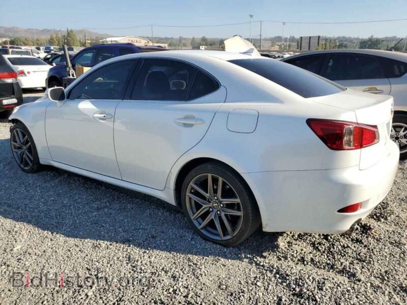 2011 Lexus IS (VIN JTHBF5C20B2100560) — photo 2 of 13