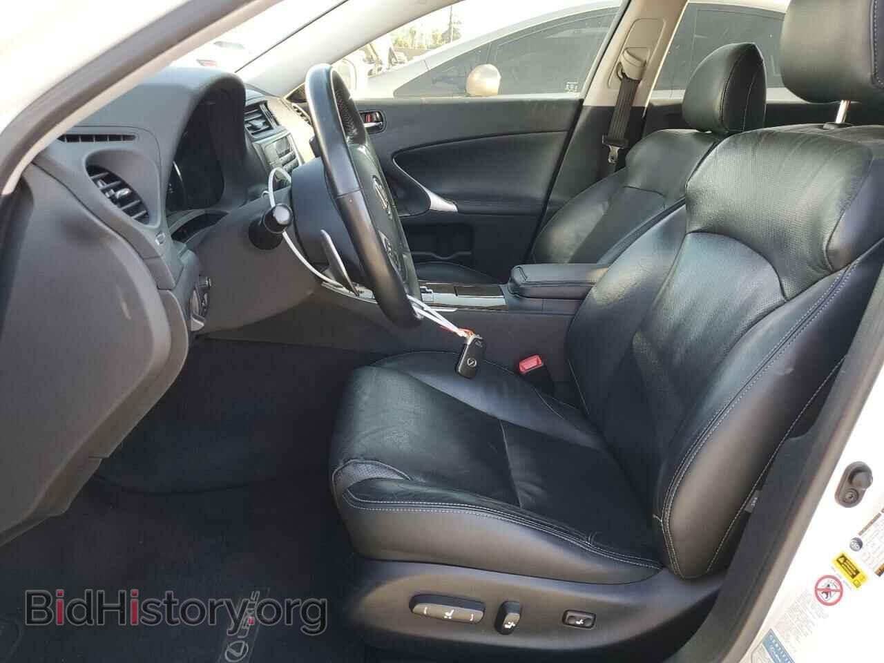 2011 LEXUS IS - VIN: JTHBF5C20B2100560 - Фото 7