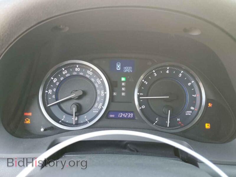 2011 Lexus IS (VIN JTHBF5C20B2100560) — photo 9 of 13