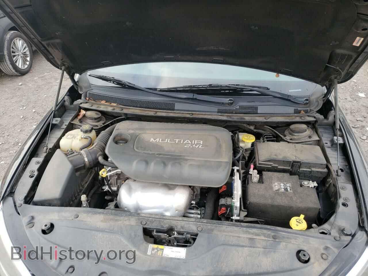 2016 CHRYSLER 200 - VIN: 1C3CCCAB6GN120702 - Фото 7