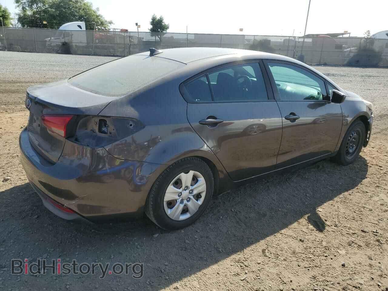 2017 KIA FORTE - VIN: 3KPFK4A72HE050182 - Фото 3