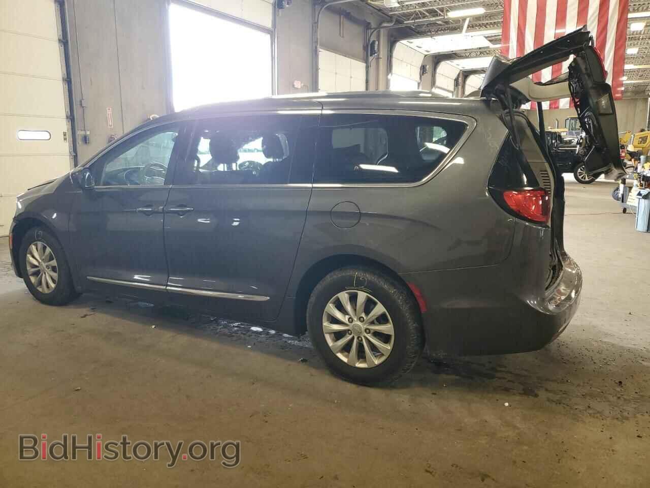 2018 CHRYSLER PACIFICA - VIN: 2C4RC1BG4JR112127 - Photo 2
