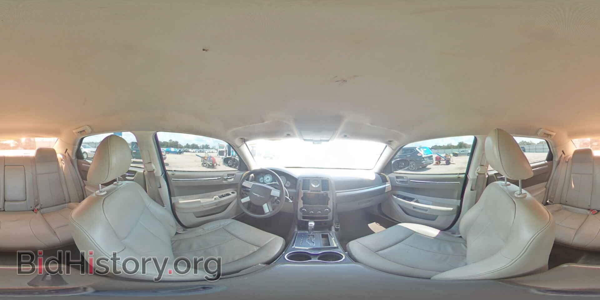2010 CHRYSLER 300 - VIN: 2C3CA5CV1AH164552 - Фото 15