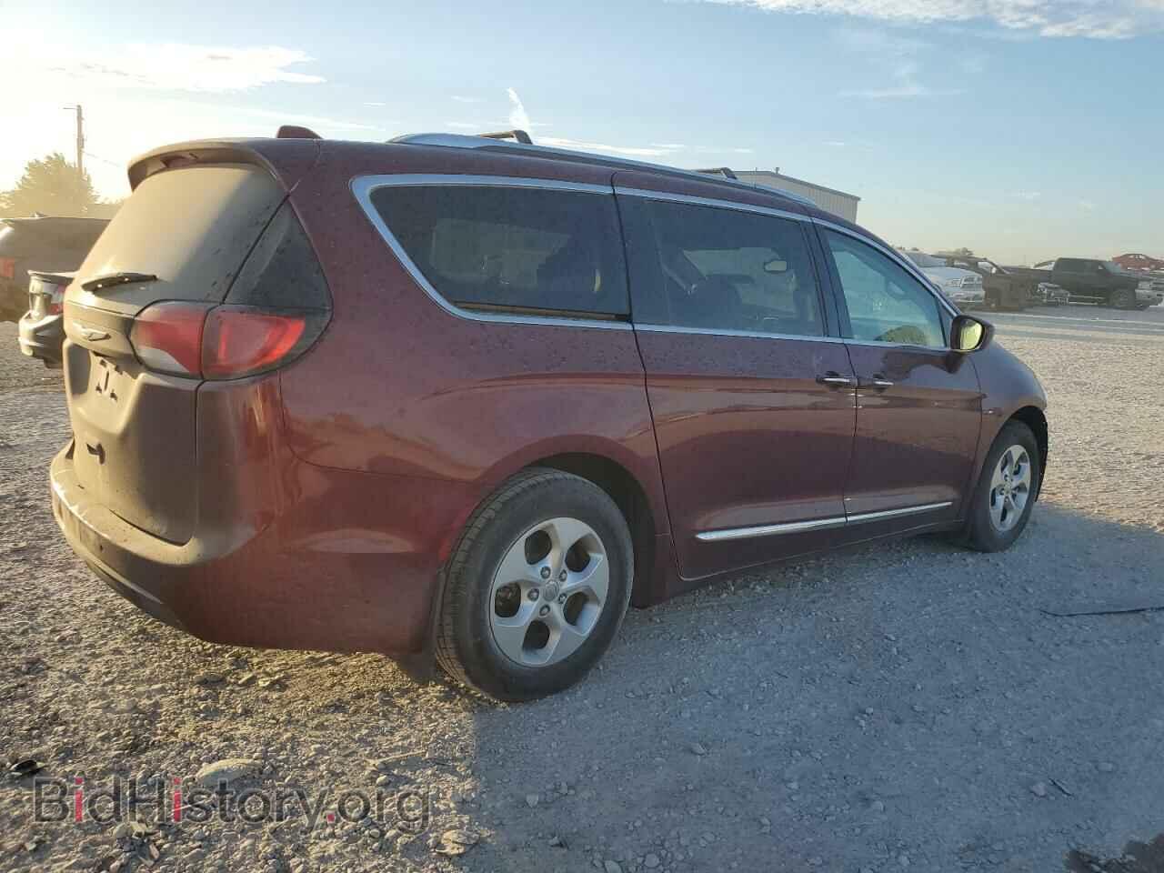 2017 CHRYSLER PACIFICA - VIN: 2C4RC1EG2HR635832 - Photo 3