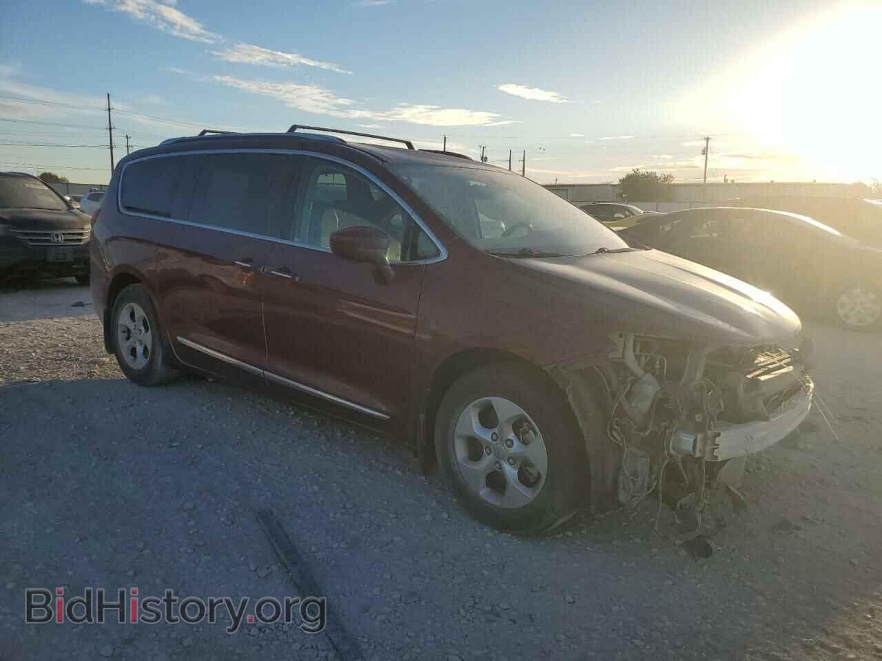 2017 CHRYSLER PACIFICA - VIN: 2C4RC1EG2HR635832 - Photo 4