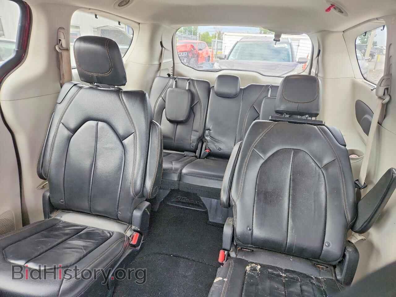 2017 Chrysler PACIFICA (VIN 2C4RC1BG1HR592265) — фото 10 из 15