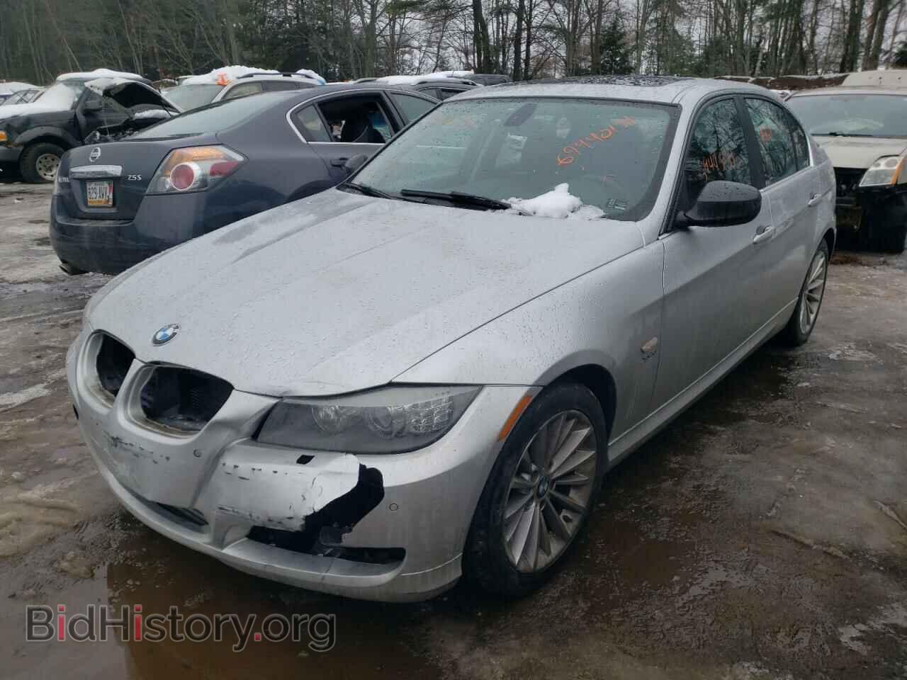 2011 BMW 3 SERIES - VIN: WBAPL5C55BA920050 - Фото 2