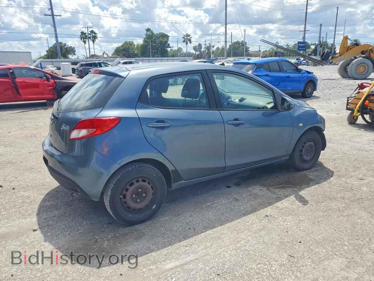 2014 Mazda 2 (VIN JM1DE1KY9E0188410) — photo 3 of 16