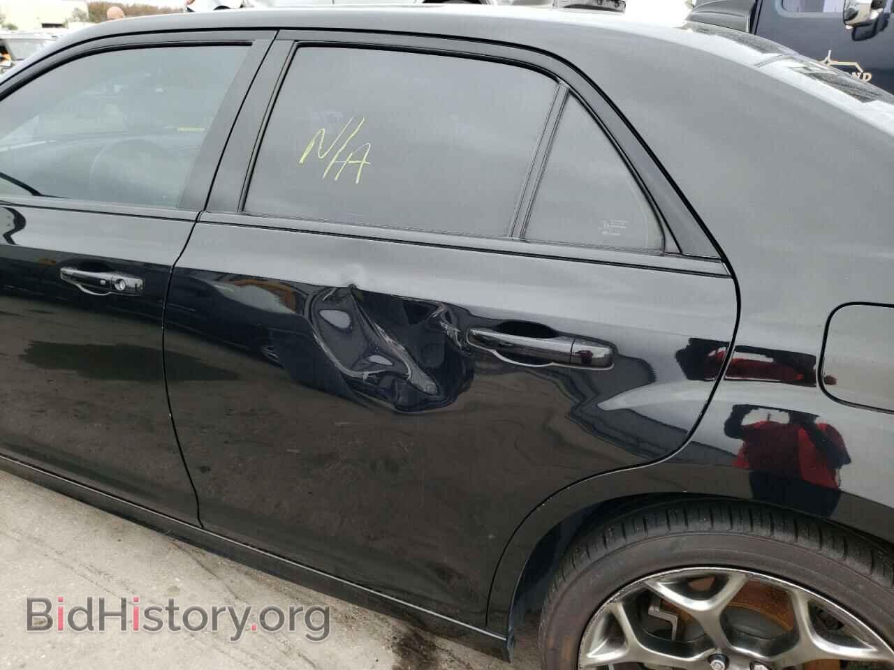 2017 CHRYSLER 300 - VIN: 2C3CCABG4HH526633 - Фото 9