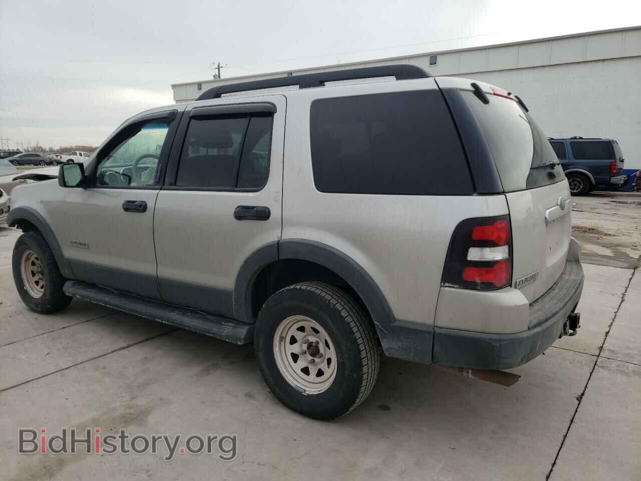 2006 FORD EXPLORER - VIN: 1FMEU73E56UA67250 - Фото 2