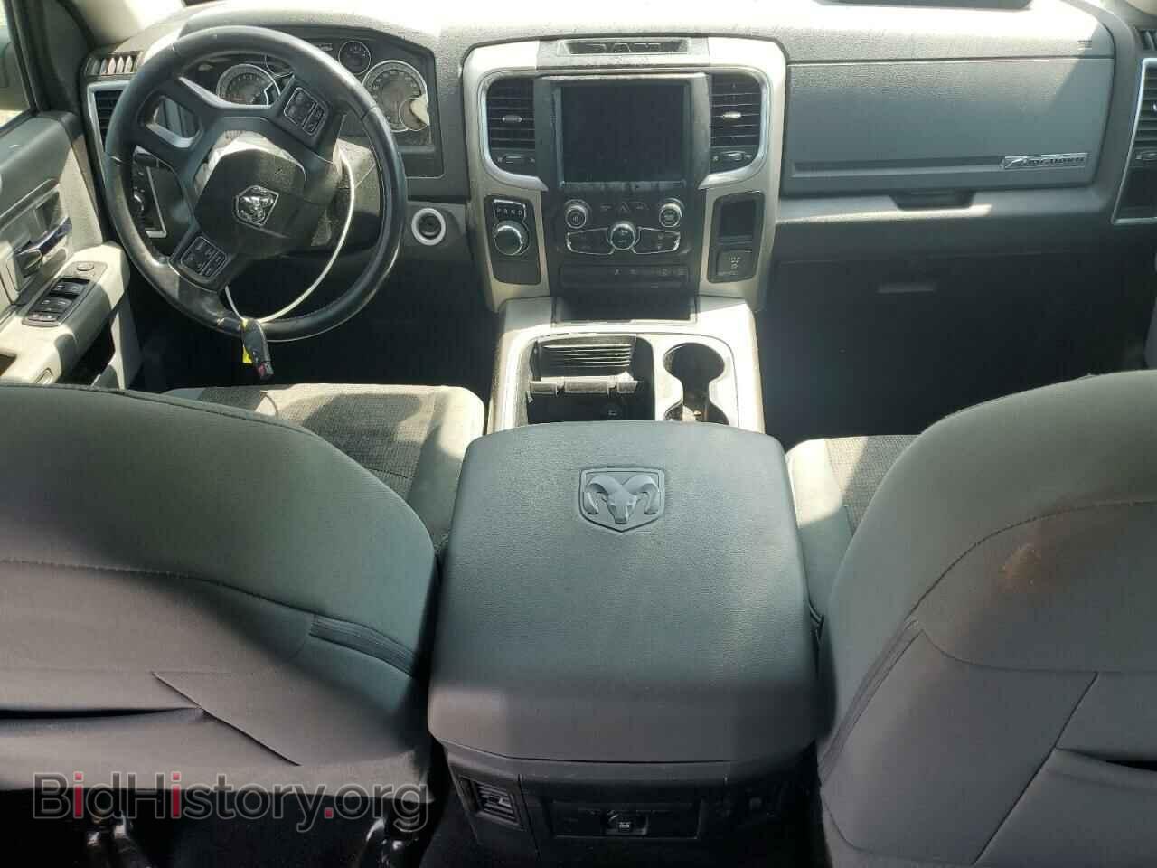 2019 RAM 1500 - VIN: 1C6RR6LT9KS572866 - Фото 8