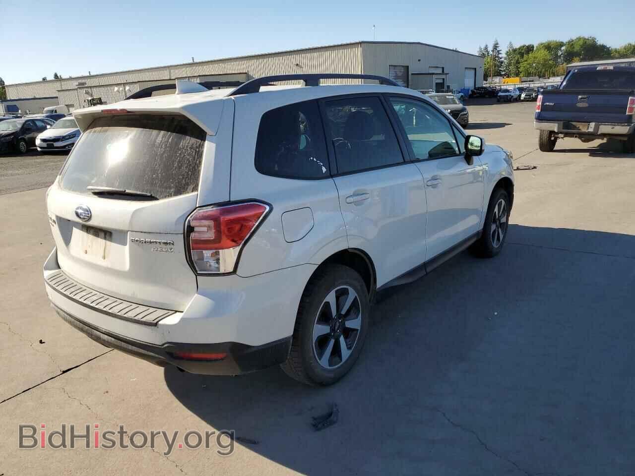 2017 SUBARU FORESTER - VIN: JF2SJAEC1HH458286 - Фото 3