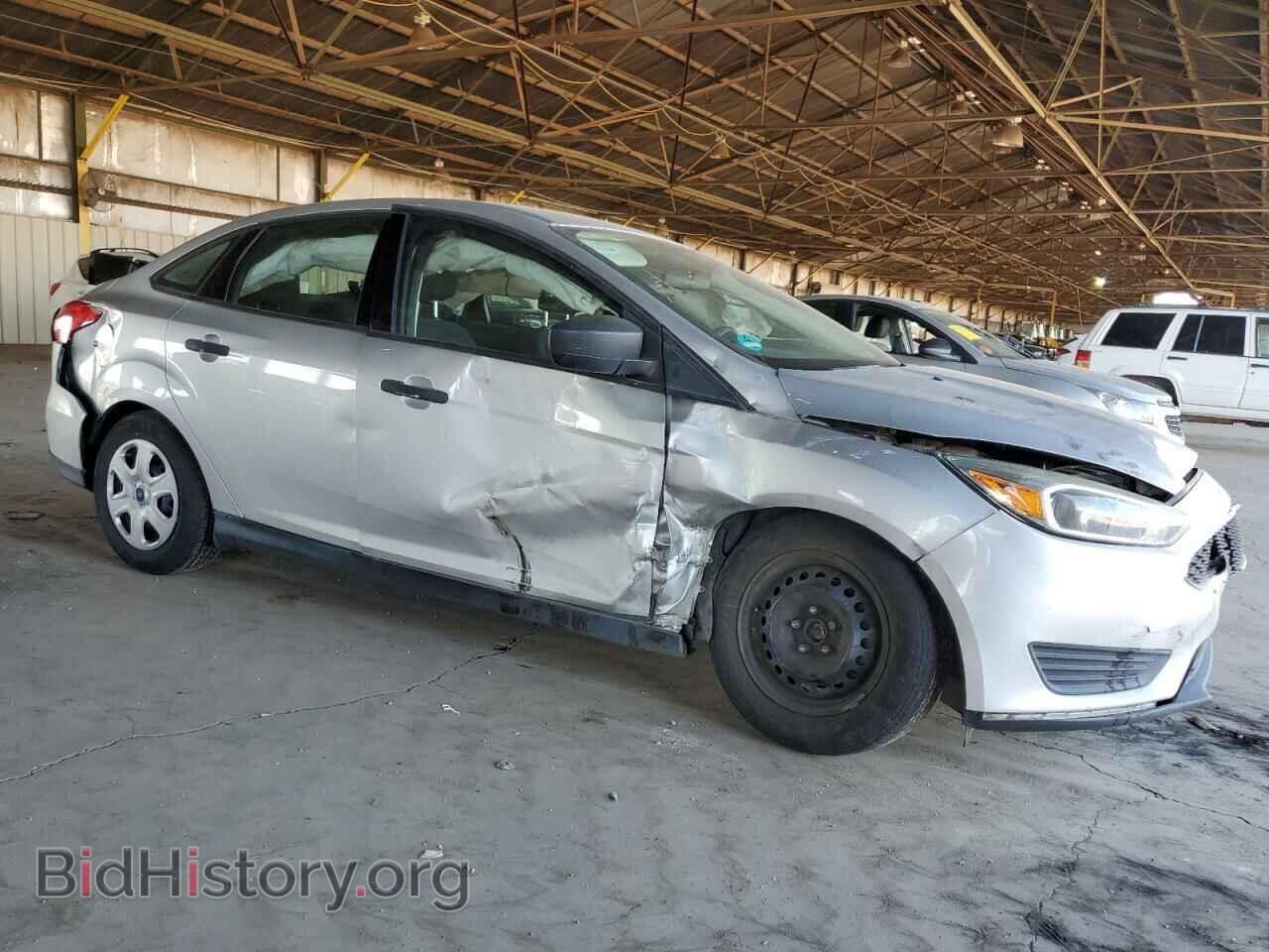 2016 FORD FOCUS - VIN: 1FADP3E20GL388953 - Фото 4
