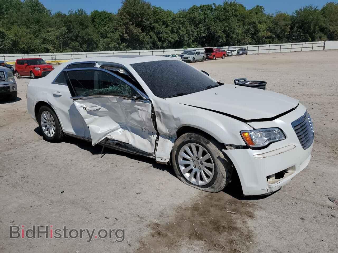 2014 CHRYSLER 300 - VIN: 2C3CCAAG2EH327884 - Фото 4