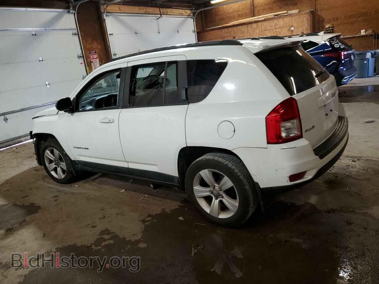 2012 JEEP COMPASS - VIN: 1C4NJDEB2CD501862 - Photo 2