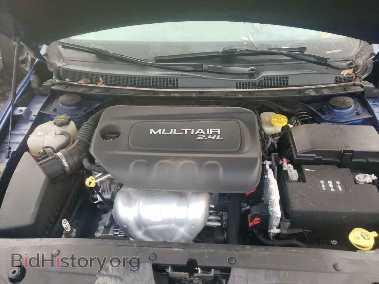2016 CHRYSLER 200 - VIN: 1C3CCCAB5GN115121 - Фото 7