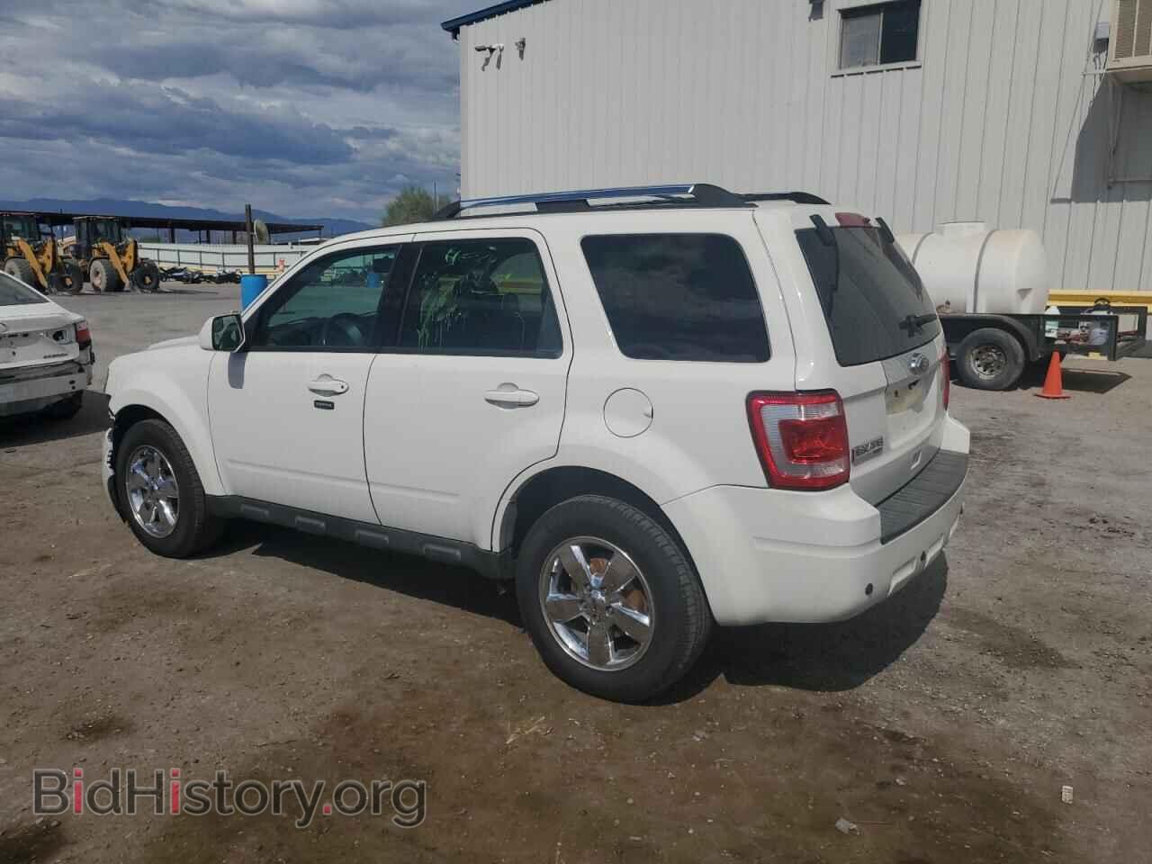 2011 FORD ESCAPE - VIN: 1FMCU0E76BKA08288 - Фото 2