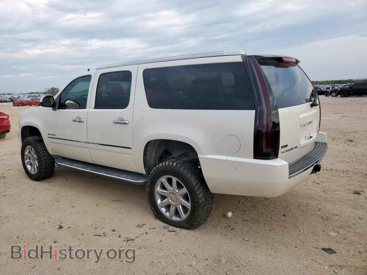 2012 GMC YUKON - VIN: 1GKS2MEF9CR168134 - Photo 2