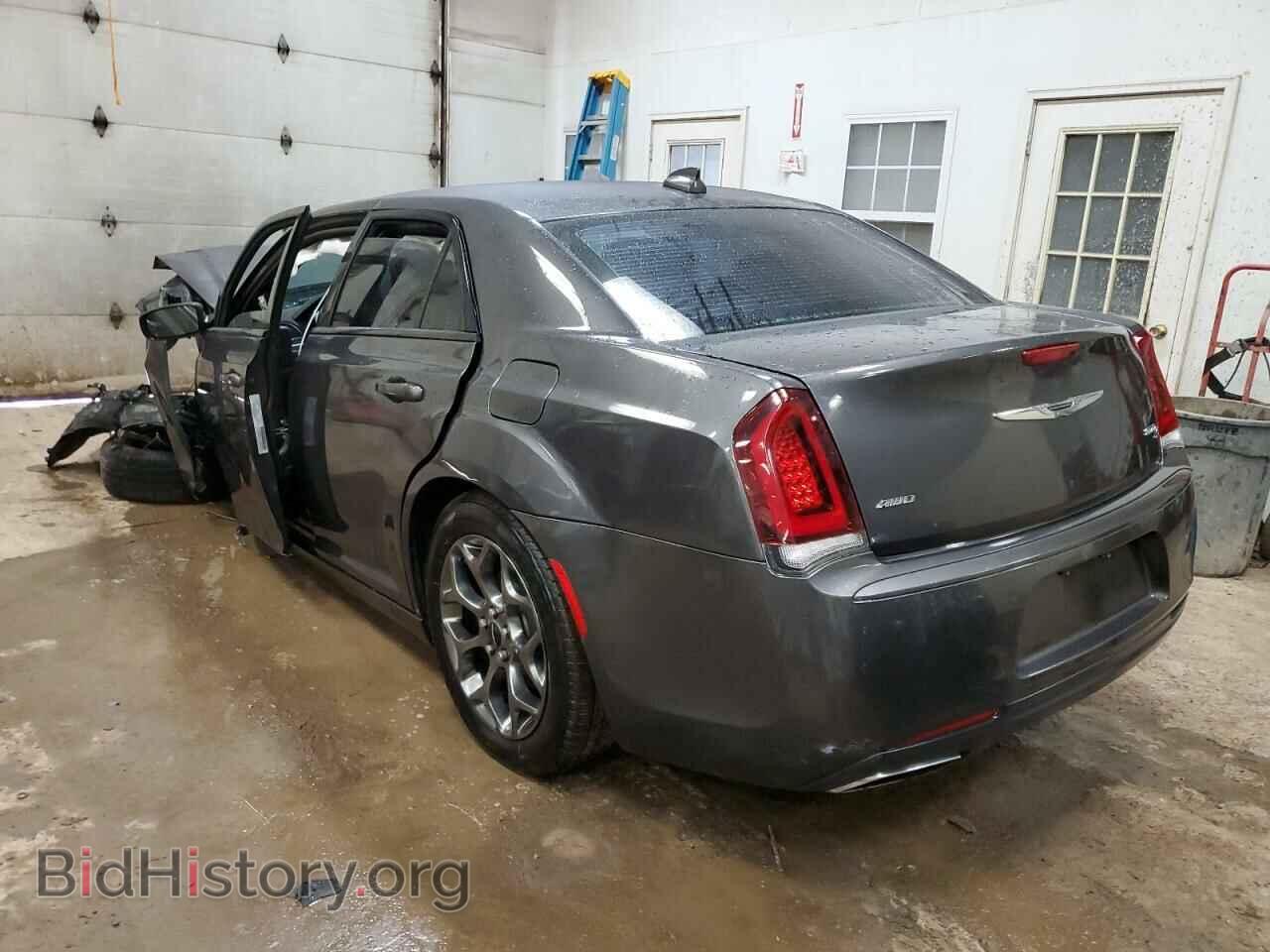 2016 CHRYSLER 300 - VIN: 2C3CCAGG7GH230545 - Photo 2