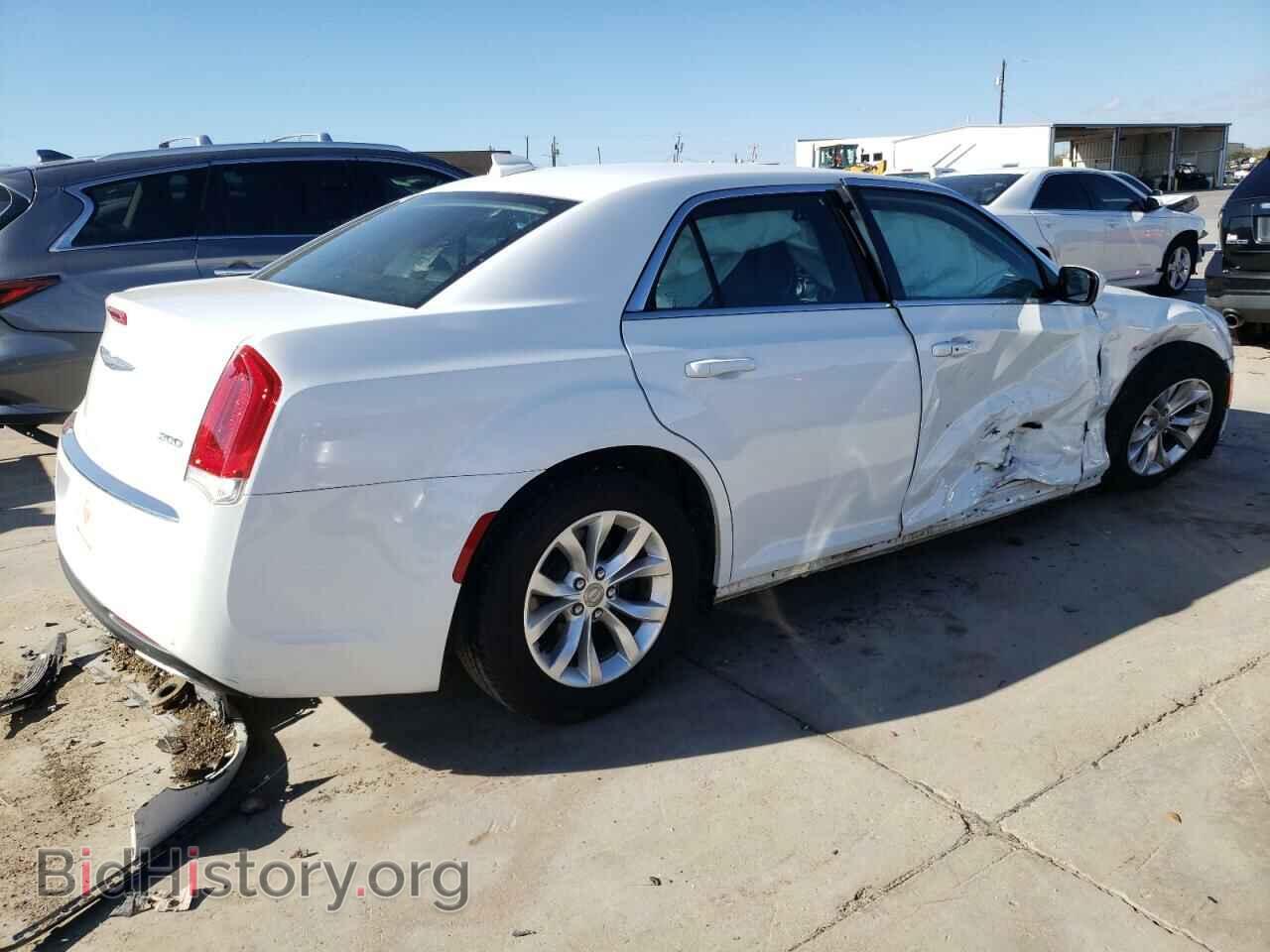 2016 CHRYSLER 300 - VIN: 2C3CCAAG4GH206650 - Фото 3