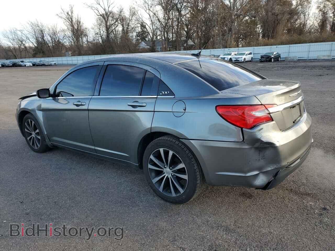 2013 CHRYSLER 200 - VIN: 1C3CCBBB6DN570905 - Фото 2