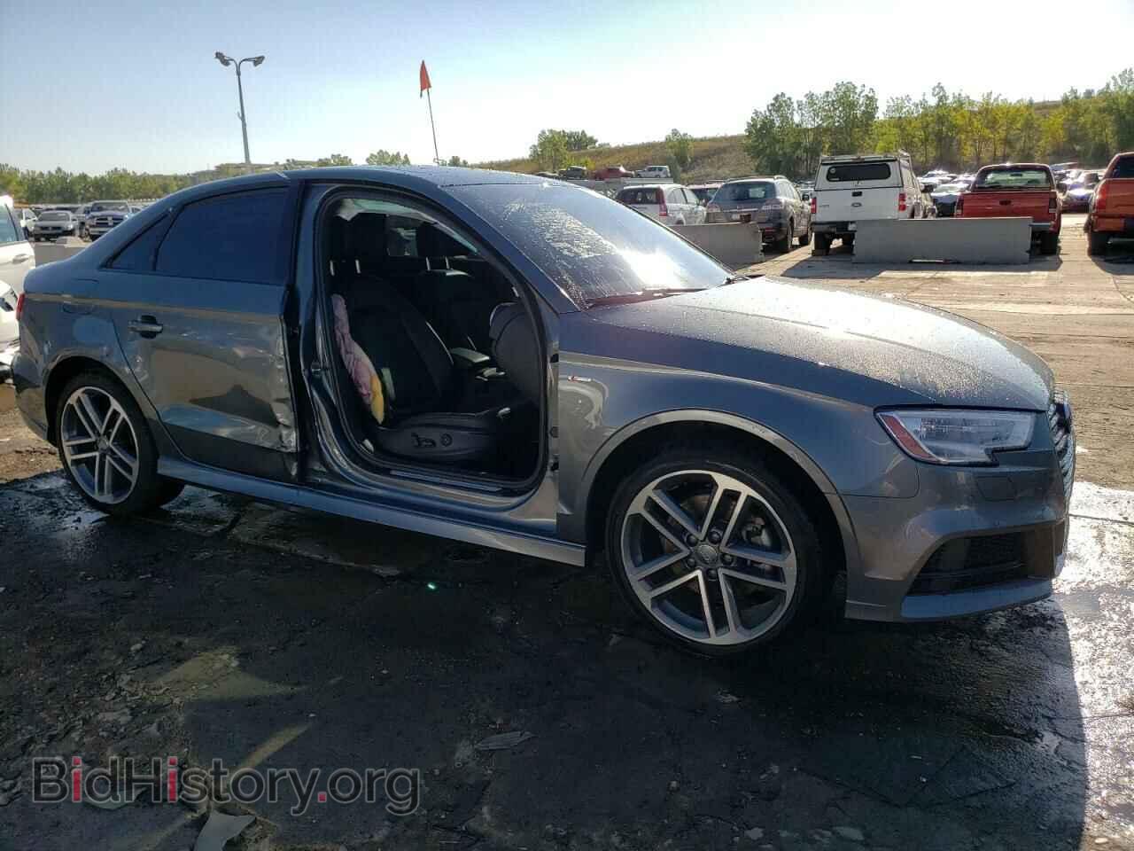 2018 AUDI A3 - VIN: WAUJ8GFF7J1031725 - Фото 4