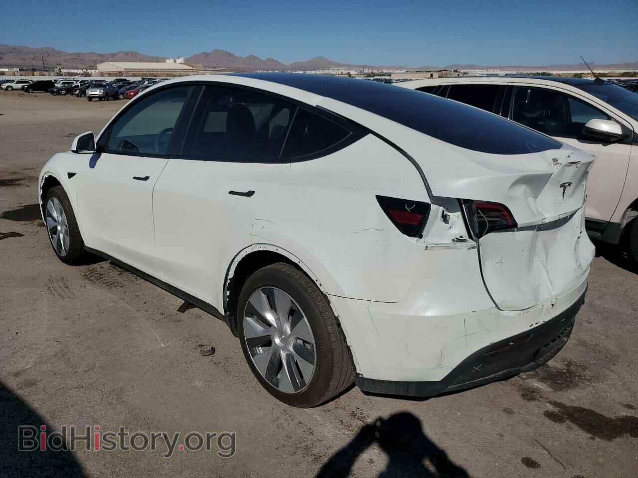 2023 TESLA MODEL Y - VIN: 7SAYGDEE6PA129298 - Фото 2