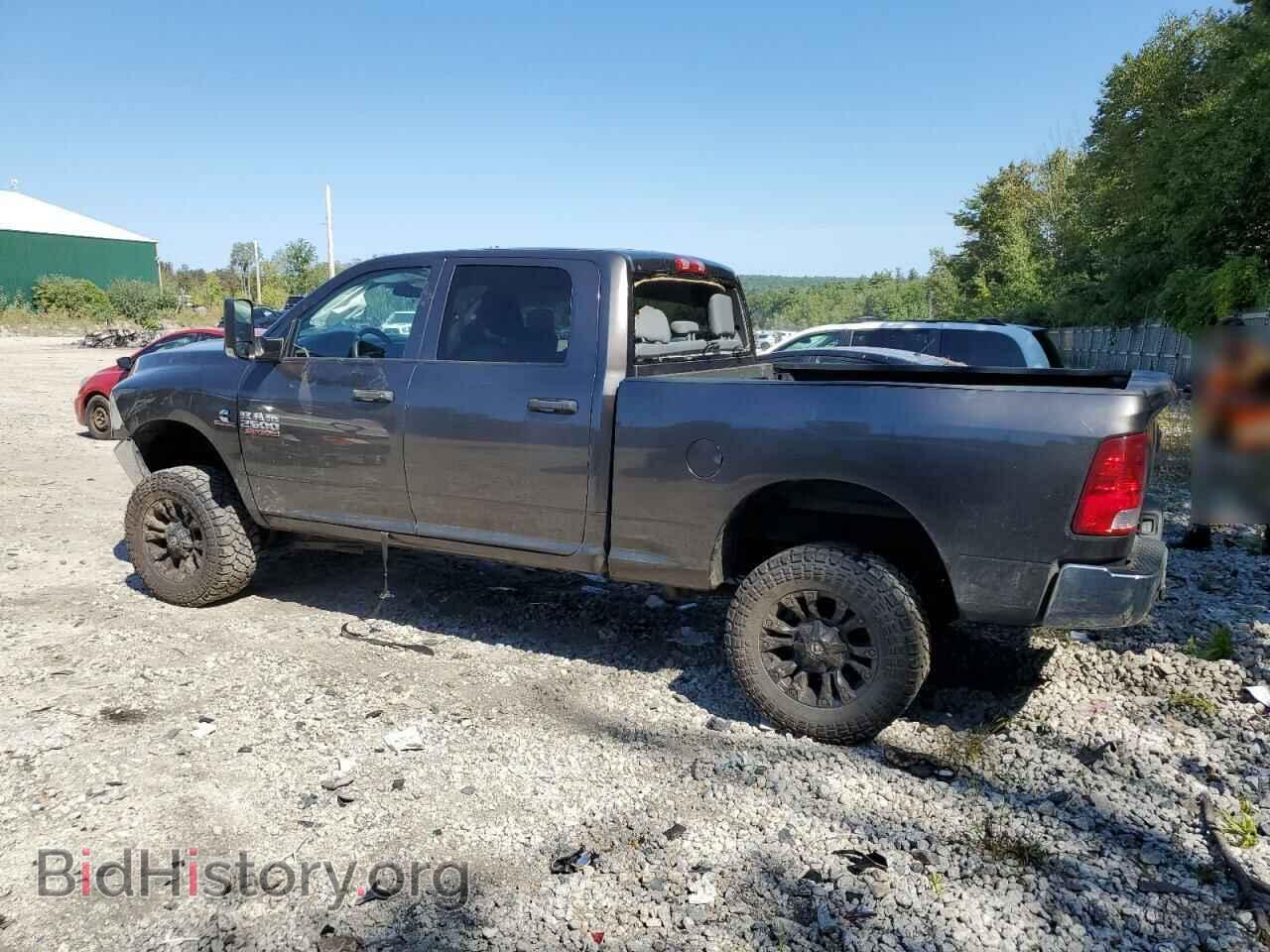 2017 RAM All Models - VIN: 3C6UR5CL8HG748696 - Photo 2