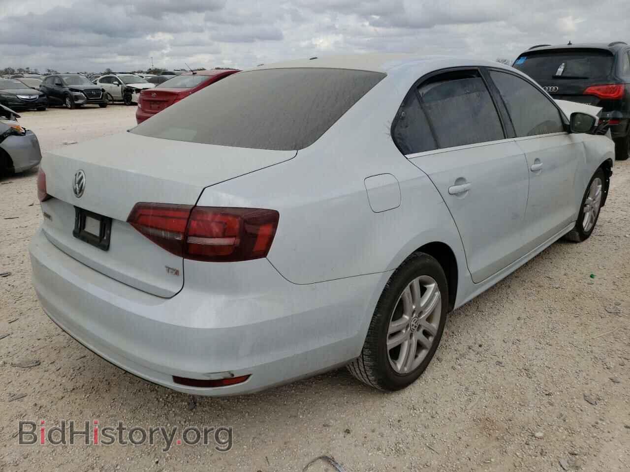 2017 VOLKSWAGEN JETTA - VIN: 3VW2B7AJ8HM329313 - Фото 4