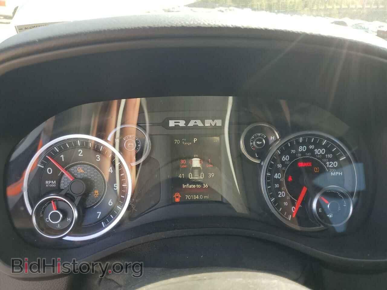 2019 RAM 1500 - VIN: 1C6SRFFT1KN747462 - Фото 9