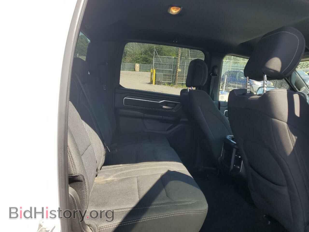 2019 RAM 1500 - VIN: 1C6SRFFT1KN747462 - Фото 10