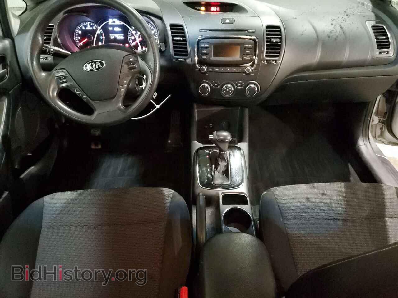 2017 KIA FORTE - VIN: 3KPFK4A79HE102732 - Фото 8