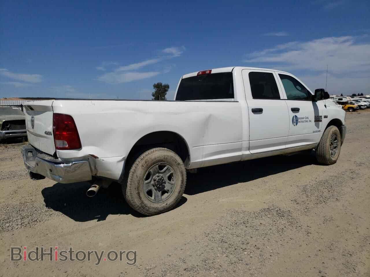 2017 RAM All Models - VIN: 3C6UR4HJXHG656958 - Фото 3