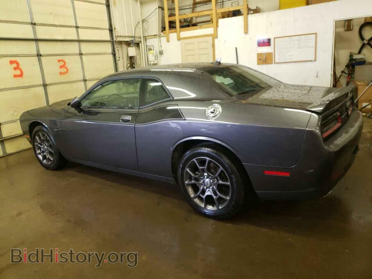 2018 DODGE CHALLENGER - VIN: 2C3CDZGG1JH257193 - Фото 2