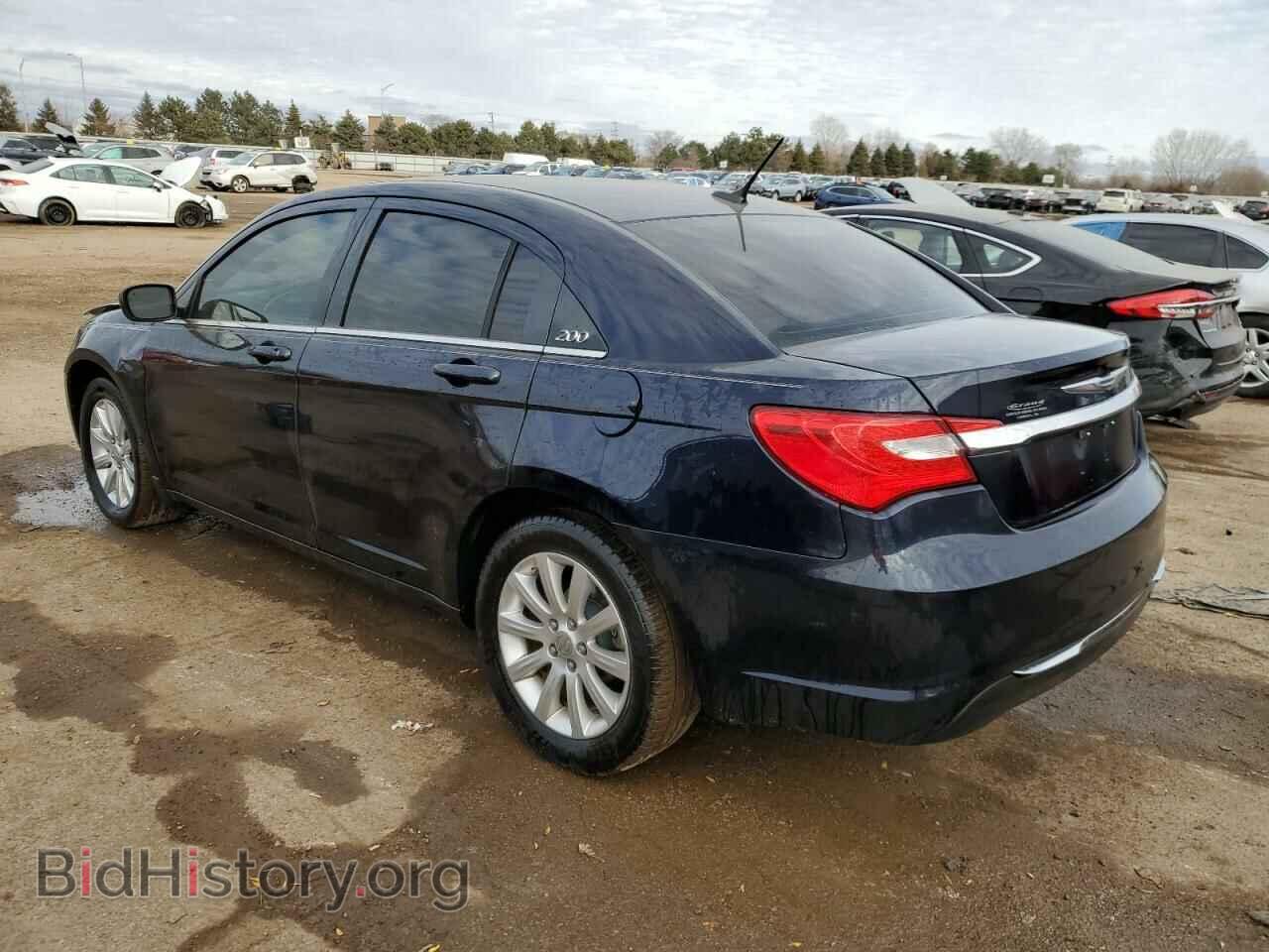 2011 CHRYSLER 200 - VIN: 1C3BC1FB8BN593955 - Фото 2