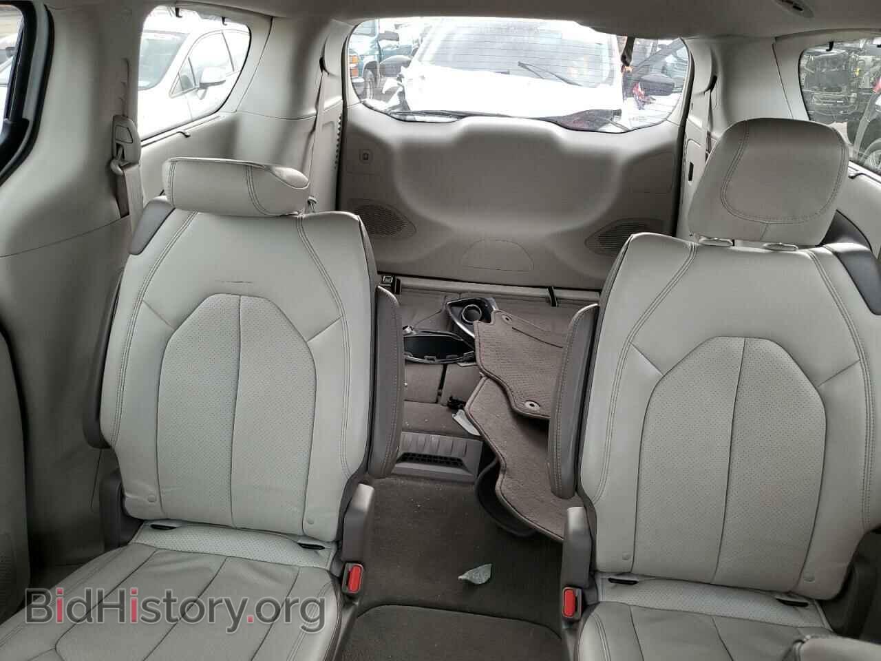 2018 CHRYSLER PACIFICA - VIN: 2C4RC1EG7JR154237 - Photo 10
