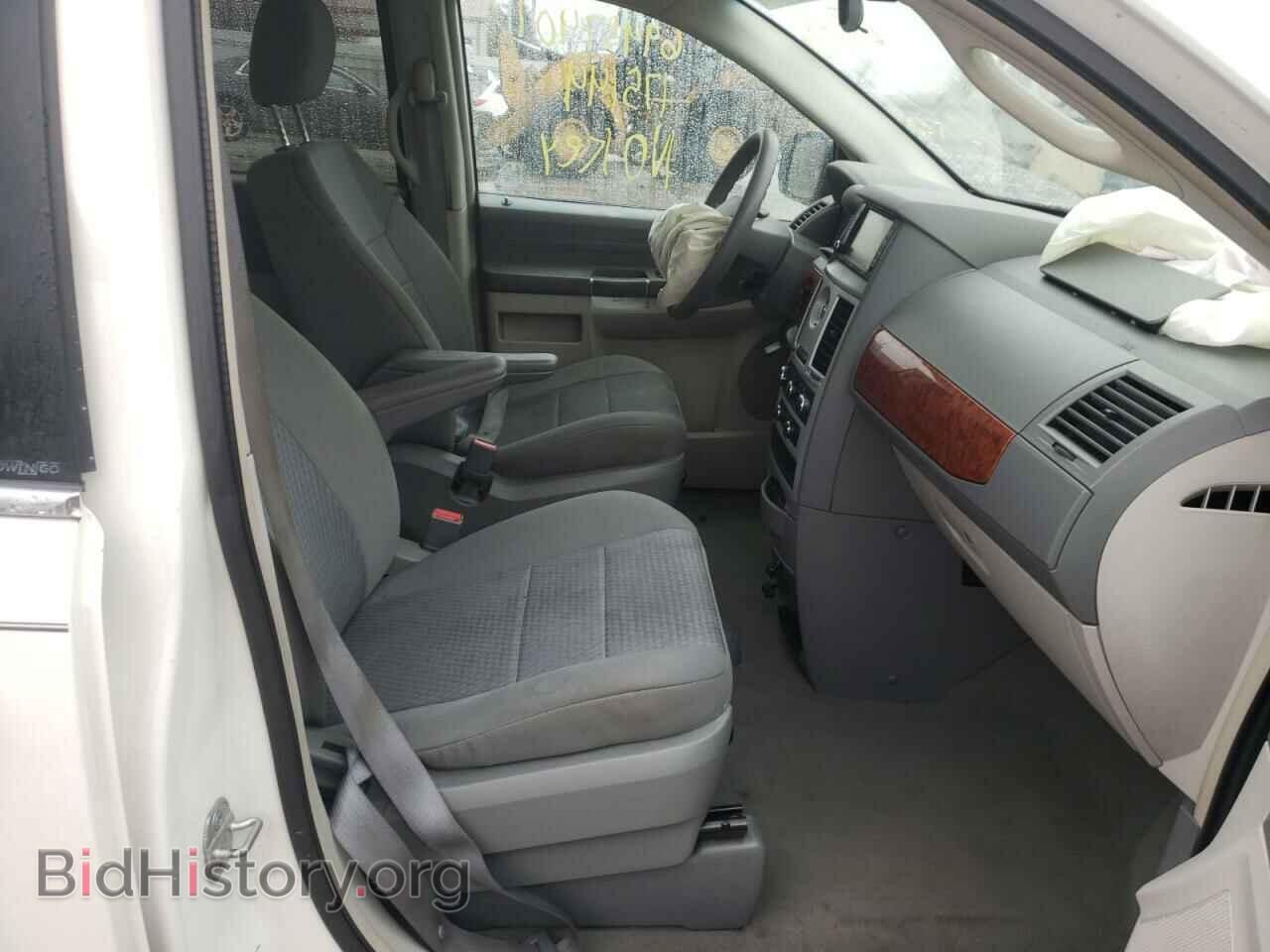 2009 CHRYSLER MINIVAN - VIN: 2A8HR44E19R572356 - Фото 5