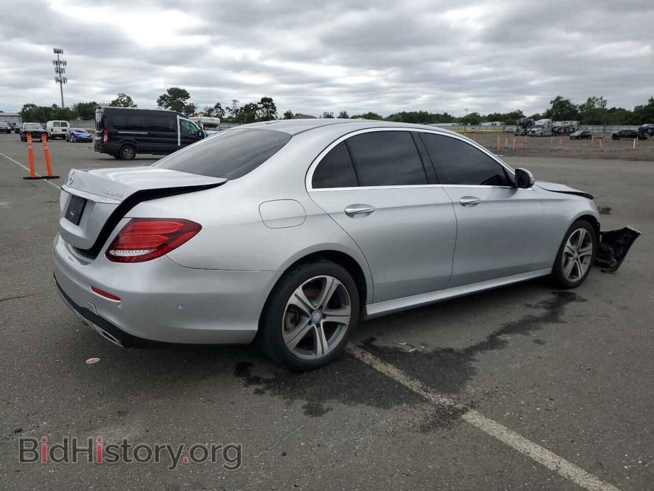 2017 MERCEDES-BENZ E-CLASS - VIN: WDDZF4KB2HA174496 - Фото 3