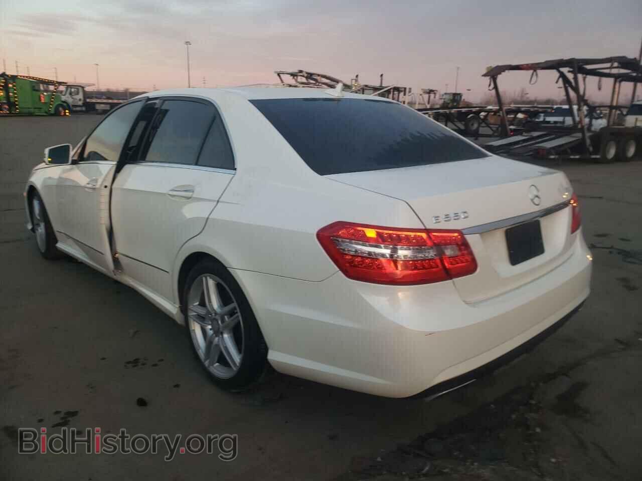 2013 MERCEDES-BENZ E-CLASS - VIN: WDDHF9BB7DA744673 - Фото 3