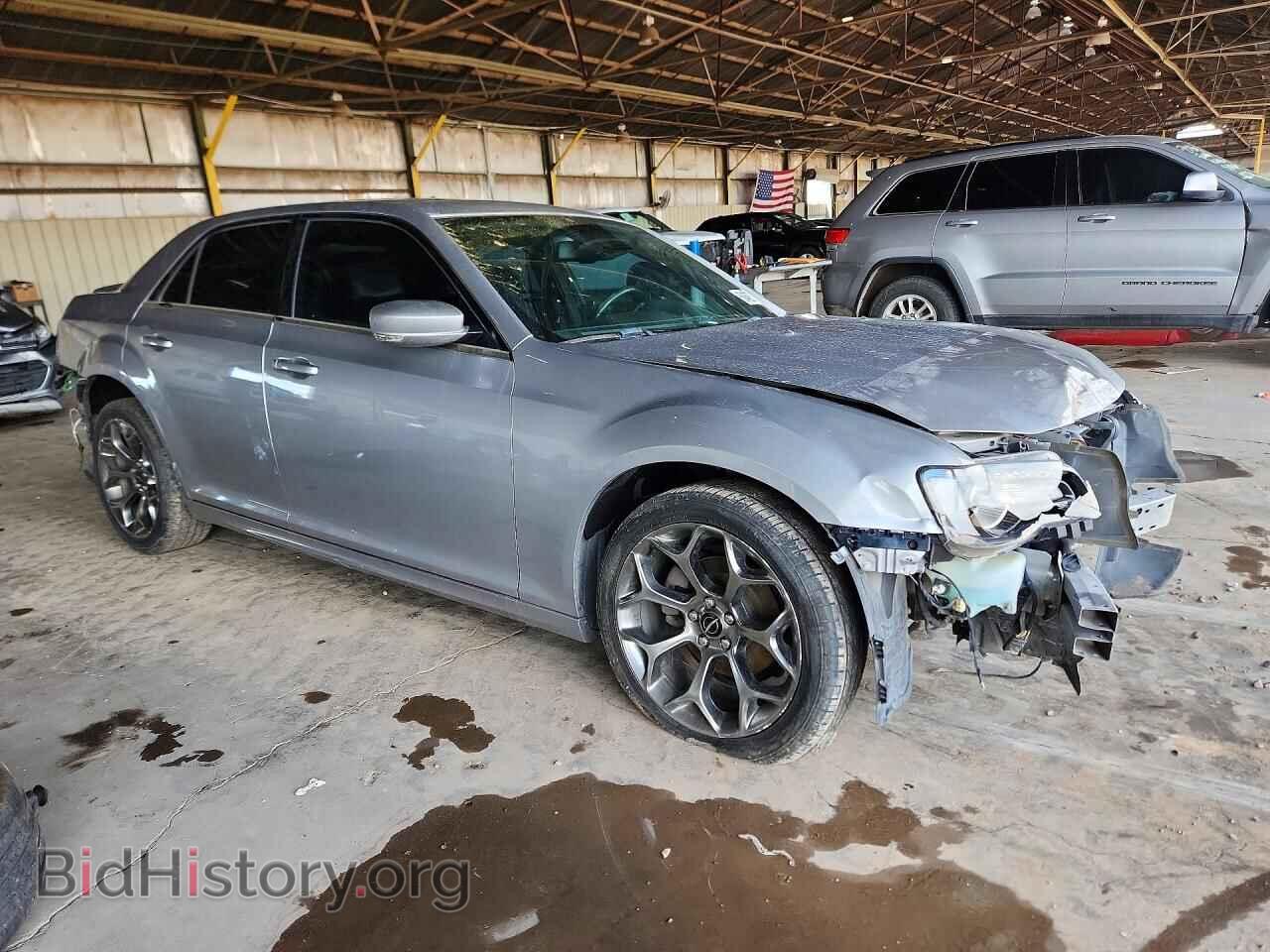 2018 CHRYSLER 300 - VIN: 2C3CCABG2JH223288 - Photo 4