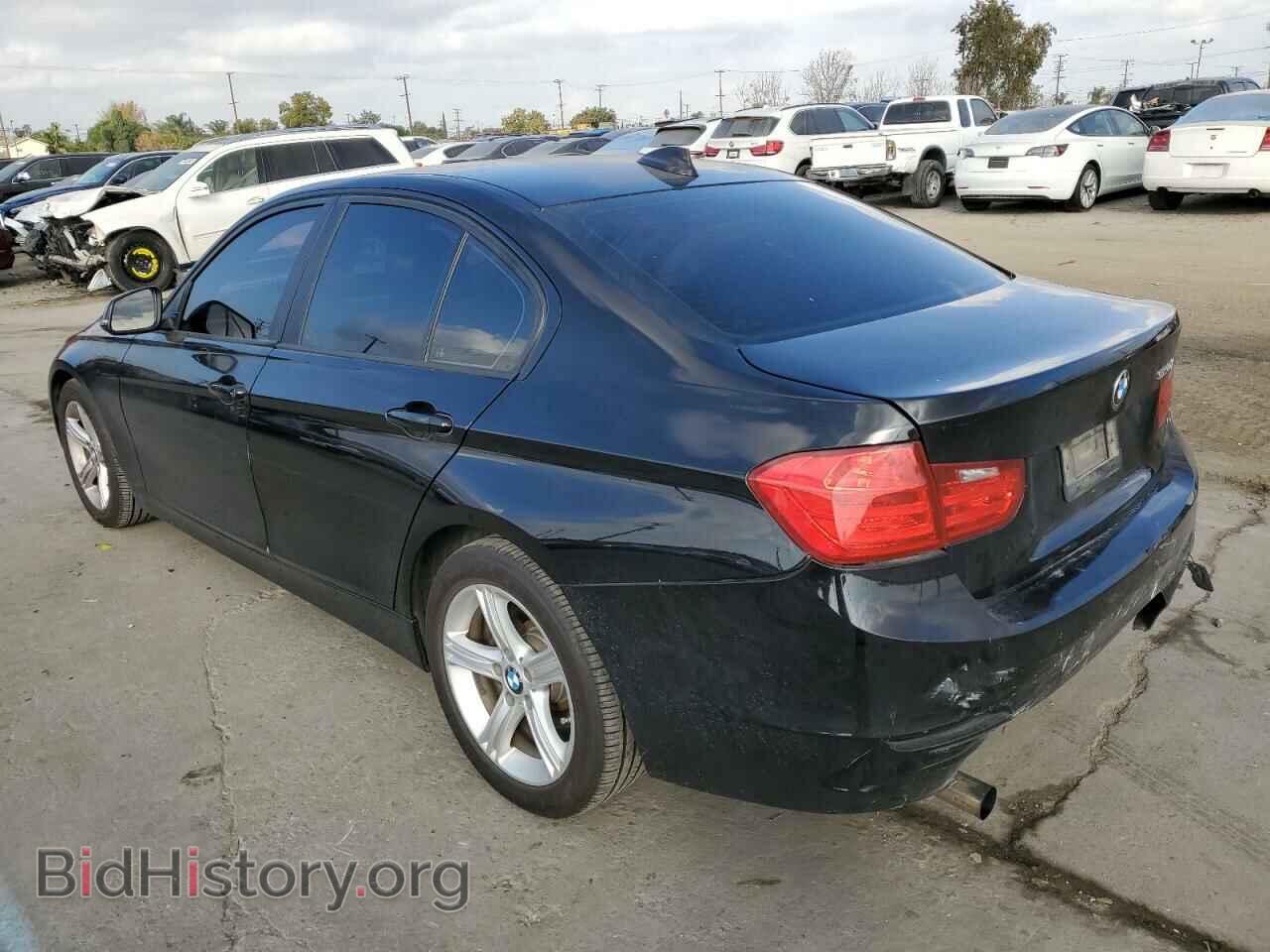 2015 BMW 3 SERIES - VIN: WBA3B1C55FP681421 - Фото 2